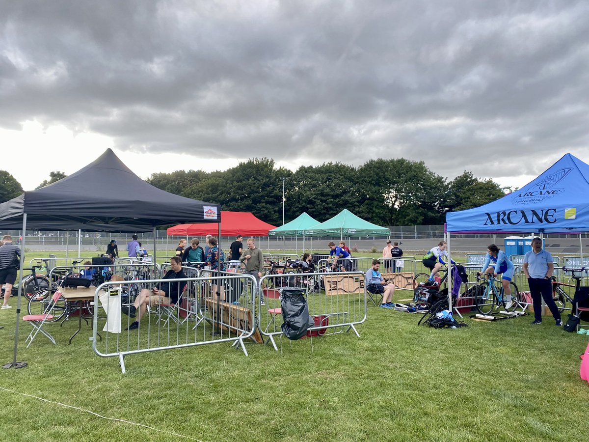 Individual Pursuit Qualification results 

Gold medal ride off: 
Gabriella Homer v Keela Mac Hale 
Bronze medal ride off:
Claire Ní Reachtagáin v Jennifer Neenan

Gold medal ride off: 
Aaron Wade v Sean Lenehan 
Bronze medal ride off:
Sean Landers v Michael Phelan