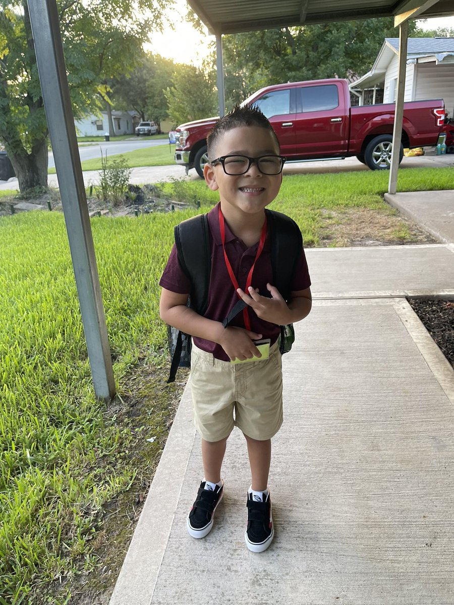 skltns_'s tweet photo. Leo is loving going to school 🥹🥹 https://t.co/Afb3m2BvDE