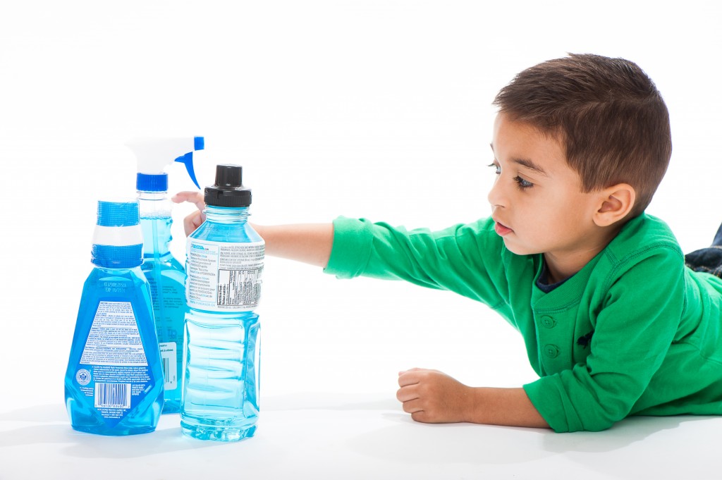 DocOmeiza's tweet photo. Friends lets chat,

FIRST AID TREATMENT FOR HOUSEHOLD POISONING

If you see a child or adult poisoned with bleach, fuel, kerosene, acid, drugs, fumes, etc, you can give them this first aid to prevent death before arrival of medical help.

A thread 🧵

{Retweet to save a life!} https://t.co/q9bkuFfoAW