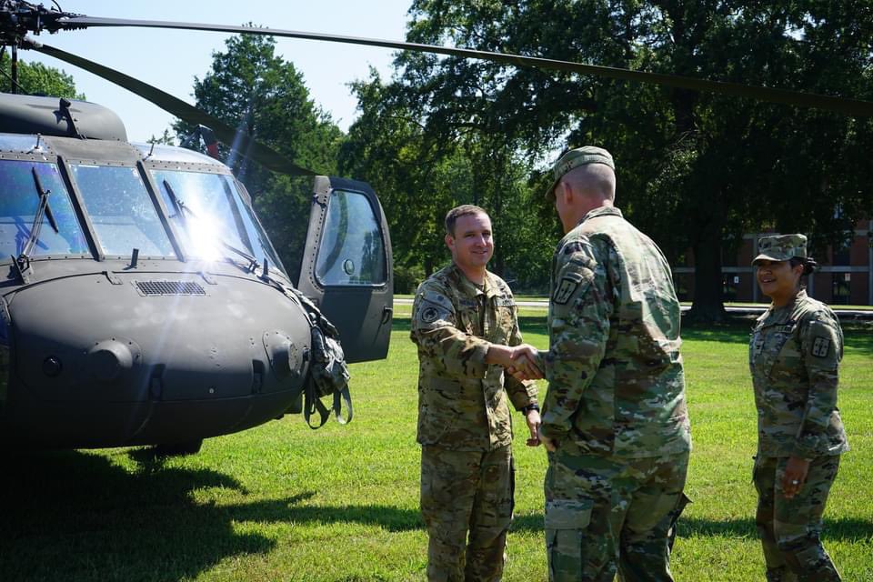 U.S. Army CASCOM (@scoe_cascom) on Twitter photo #MeetYourArmy is just one day away! This afternoon, a UH-60 Black Hawk was flown in by soldiers from the VA Army National Guard pilots MAJ Sinnen and pilot CW2 Buonomo! 
The flight crew was greeted by BG Hedenberg, DCG, ARNG, CASCOM, COL McClelland, CoS and COL Rohler, CoS ARNG. #MeetYourArmy is just one day away! This afternoon, a UH-60 Black Hawk was flown in by soldiers from the VA Army National Guard pilots MAJ Sinnen and pilot CW2 Buonomo! 
The flight crew was greeted by BG Hedenberg, DCG, ARNG, CASCOM, COL McClelland, CoS and COL Rohler, CoS ARNG.