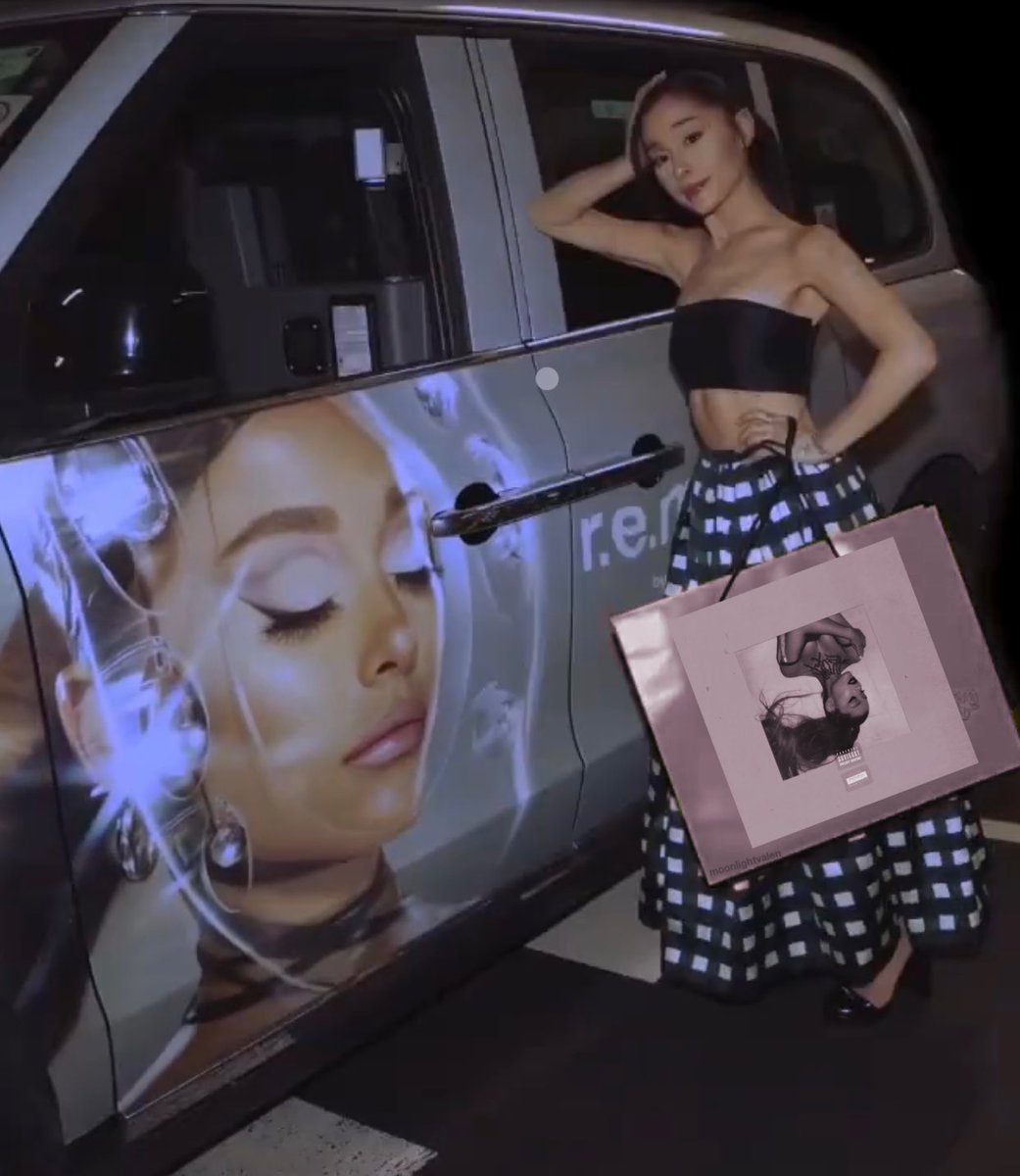dangeroxuswoman's tweet photo. ariana holding her best album https://t.co/XtDyFuteQx
