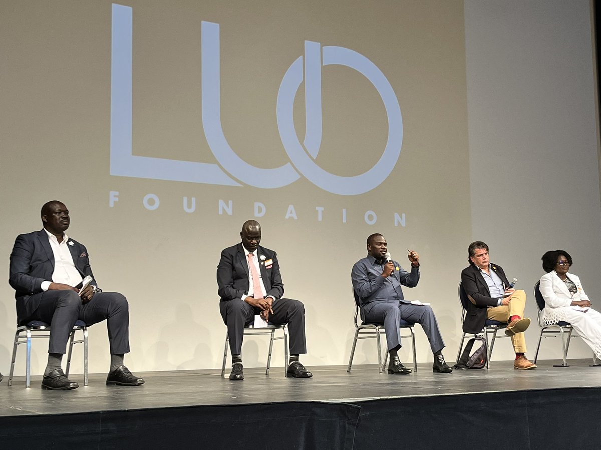 DNavigations's tweet photo. Luo son Rt.Hon @TodwongR has urged luo diaspora to encourage their children to read luo books which is rich with luo lessons. This will give children reference point for their culture and origin. @AchengJoyRuth @DOlwedo @bongominc @araoameny @ahpetite @nickopiyo https://t.co/qLtFWmCZff
