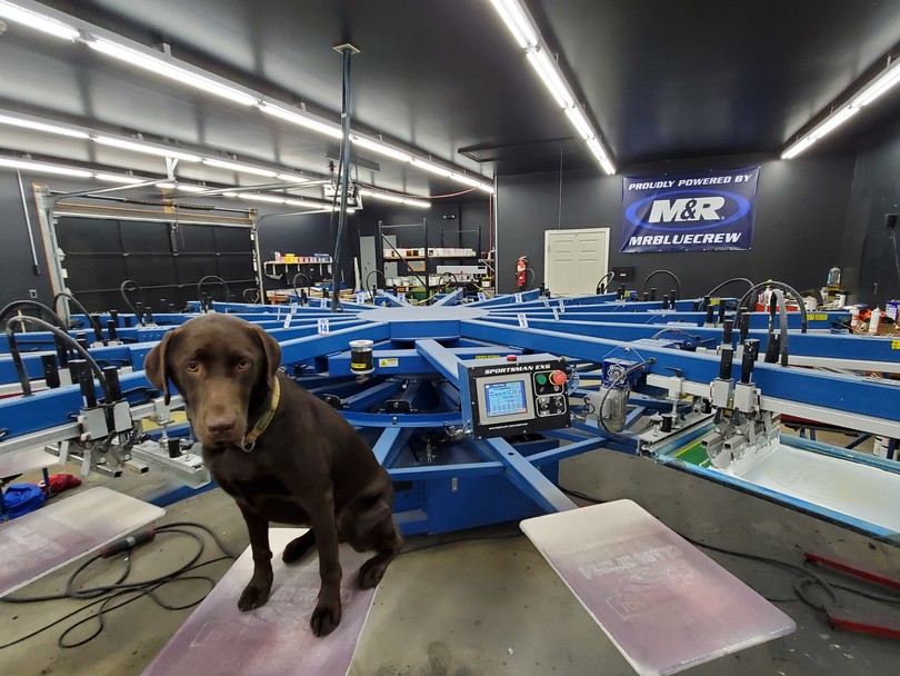 mrcompanies's tweet photo. Happy Friday and National Dog Day! ππΆ
Got a shop dog? tag us! ππ
#MRBlueCrew
#nationaldogday #screenprinting #automaticpress #sportsman #sportsmanexg #tshirtprinting #printlife #printhustle #plastisol #shopdog #shoppup #dogday #supportlocal #screenprintshop https://t.co/ZQskhCCC1D