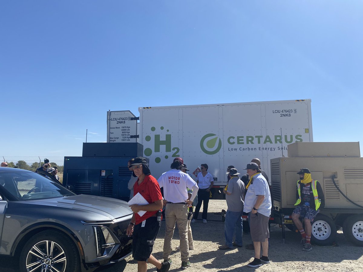 LilyMaslia's tweet photo. The HYDROTEC team is out in Mojave Desert, CA at the @MotorTrend SUV of the Year event, cleanly fast charging the EV entries! When we say everybody in, we mean it. https://t.co/hJKgUK9wco