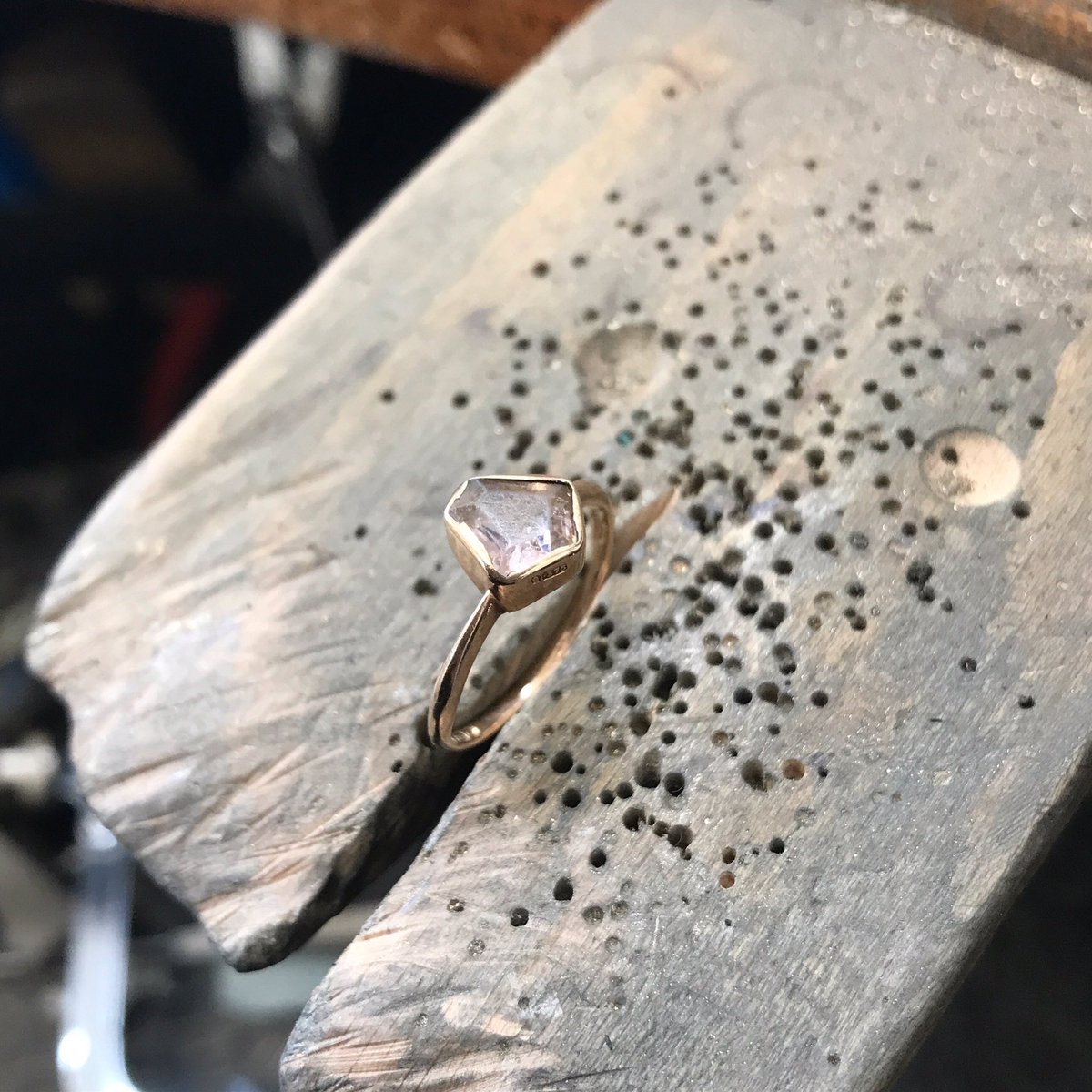 This much-loved morganite and rose gold heirloom has now been restored and looking like new again ✨ The beautiful stone has been re-polished and the rose gold has been re-rolled with a little more added to allow for resizing and a more secure setting to house this unique stone✨