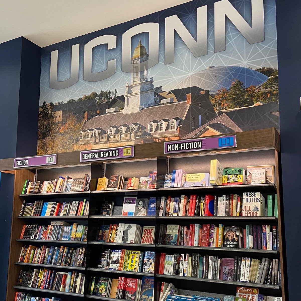 BookCougars's tweet photo. We both enjoy browsing textbook aisles at campus bookstores. Chris was on a solo #biblioadventure yesterday and had a fun browse at the @UConnBookstore (although that water chemistry textbook was intimidating) 💦 

#textbookseason https://t.co/UvnegXbyBF