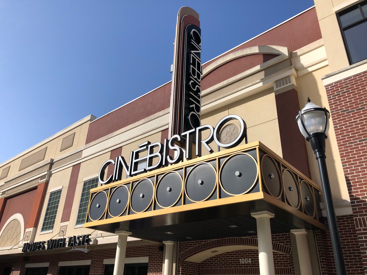 tonetoatlanta's tweet photo. Industry vet bringing dine-in cinemas back to #Brookhaven https://t.co/3duIJXIN41 cc @Urvaksh @stojboj @conorsen @bholcombe #Atlanta #CRE #tonetoatl https://t.co/Yg0a9AMf7I