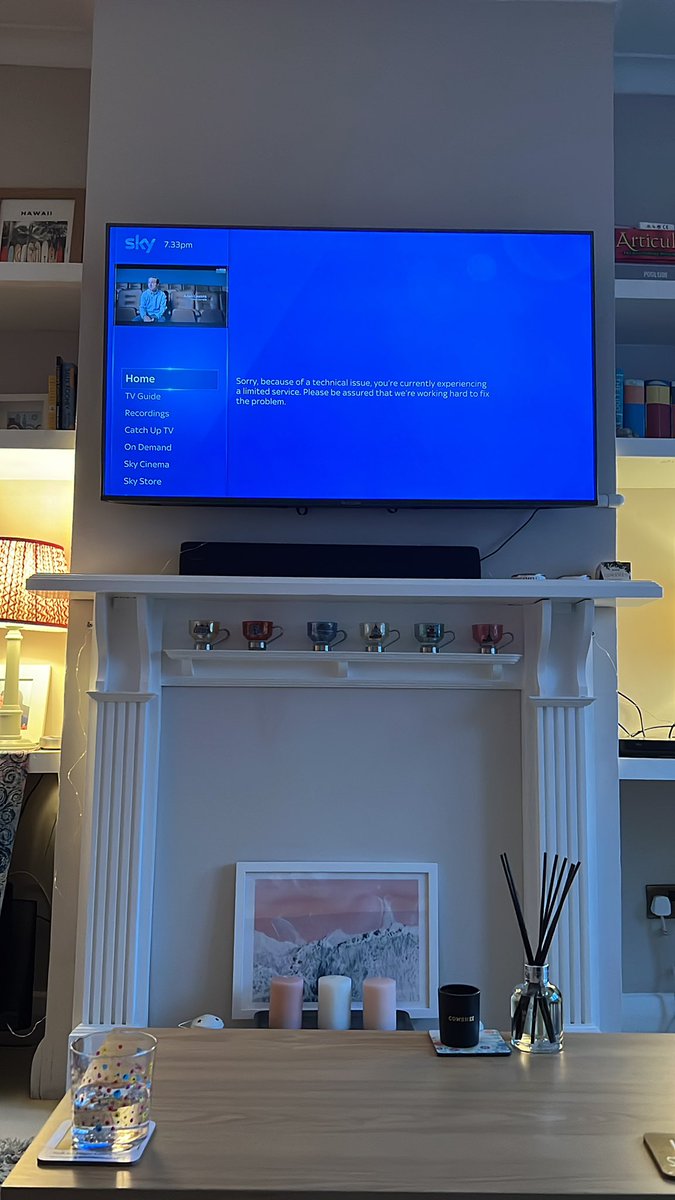 SingleSpirit's tweet photo. @SkyHelpTeam please can you let me know what this means?! Why have I got a limited service and when will it be back? https://t.co/WPopcR0X5U