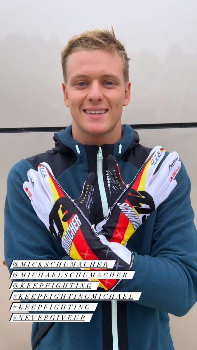 MSchumacherFans's tweet photo. A very special Michael Schumacher edition gloves by the -273 ™. 🔥🔥

Developed and designed in collaboration with his son Mick, to celebrate the 30th anniversary of his first Formula 1 victory, in Spa-Franchorchamps 1992. 

#F1 #KeepFightingMichael #KeepFightingFoundation https://t.co/8lgwOs5qlQ