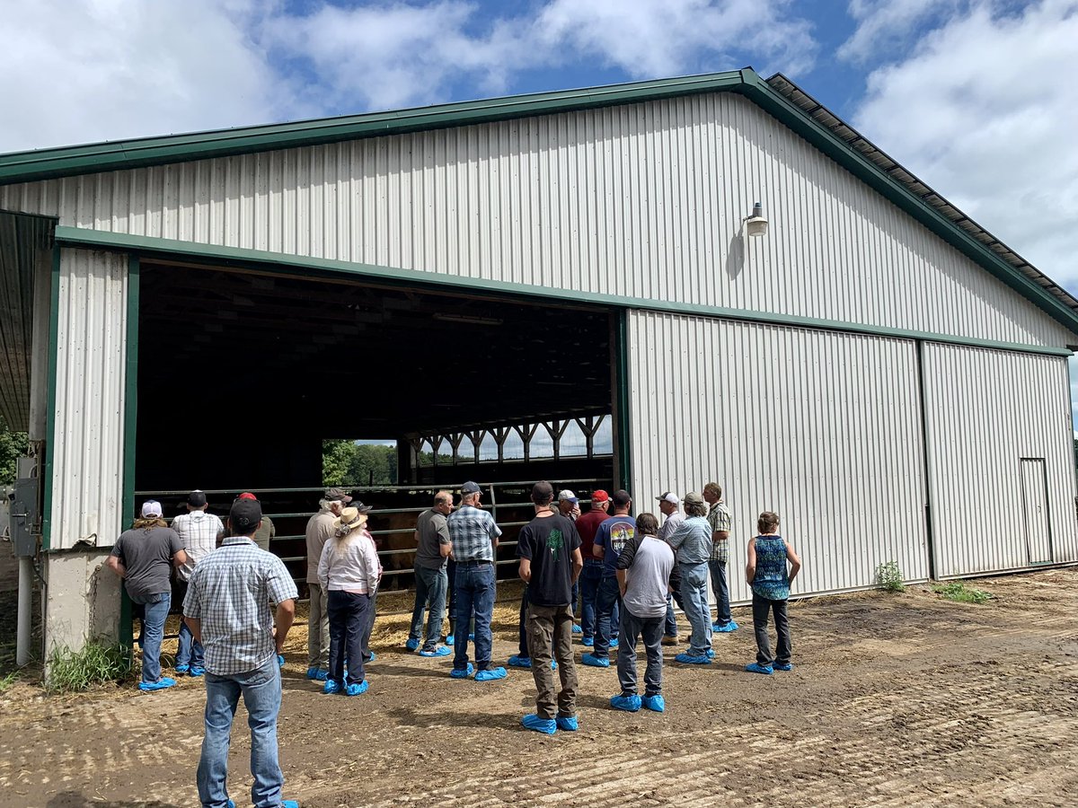 BeefFarmersON's tweet photo. The 2022 #CowCalfManagementTour is underway happening in Simcoe County! Kicking off at Doug and Cal Shelswell’s, a @VBPCanada cow-calf operation that finish their own calves for the @ONCornFedBeef Program. #onbeef #ontag https://t.co/720yEj6yCr
