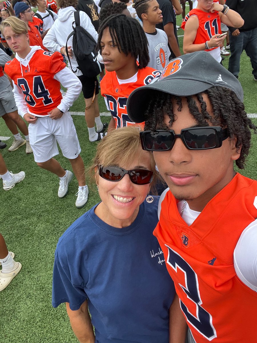 BHS Dance Team tweet media