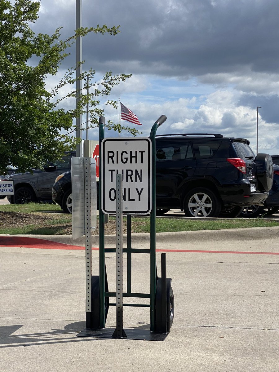 Great day to be a Raider in this beautiful country! Let’s have a great day of traffic!! Let’s go <a href="/FootballSvale/">Sunnyvale Football</a> <a href="/SunnyvaleVball/">Sunnyvale Volleyball</a> <a href="/BandSunnyvale/">Sunnyvale Raider Pride Band</a> tonight!!! #RFTB #raidersrise #getmrmitchellahat #missmrgunter <a href="/Sunnyvale_HS/">Sunnyvale High School</a> <a href="/SunnyvaleISD/">Sunnyvale ISD</a> <a href="/BNick33/">Brian Nickel</a> @ReinhartScience <a href="/SValeCounseling/">Jaymie Batten</a>
