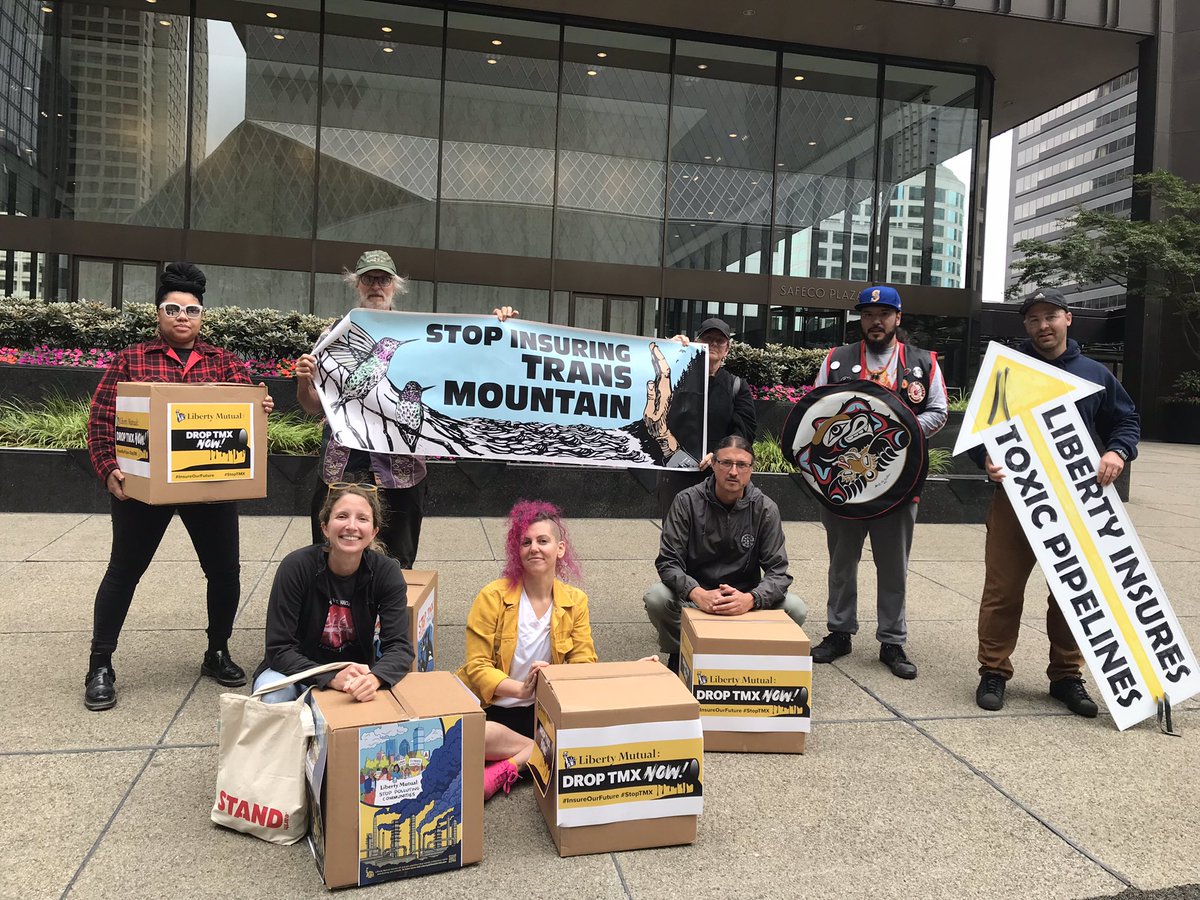 standearth's tweet photo. Saying no to TMX in Seattle!

Huge shout out to this amazing group who showed up with over 250k signatures calling on
@LibertyMutual
to drop Trans Mountain! #LibertyDropTMX #StopTMX #InsureOurFuture https://t.co/Q3vPz4PU88