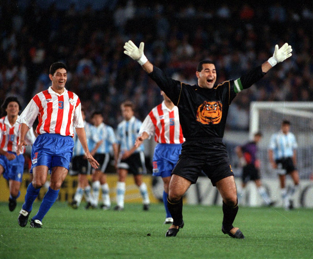 trevtippy's tweet photo. Friday Football Insider with Trev 🗣

Meet Josè Luis “El Bulldog” Chilavert, former Paraguayan 🇵🇾 goalkeeper. https://t.co/sMPYTO3fbj