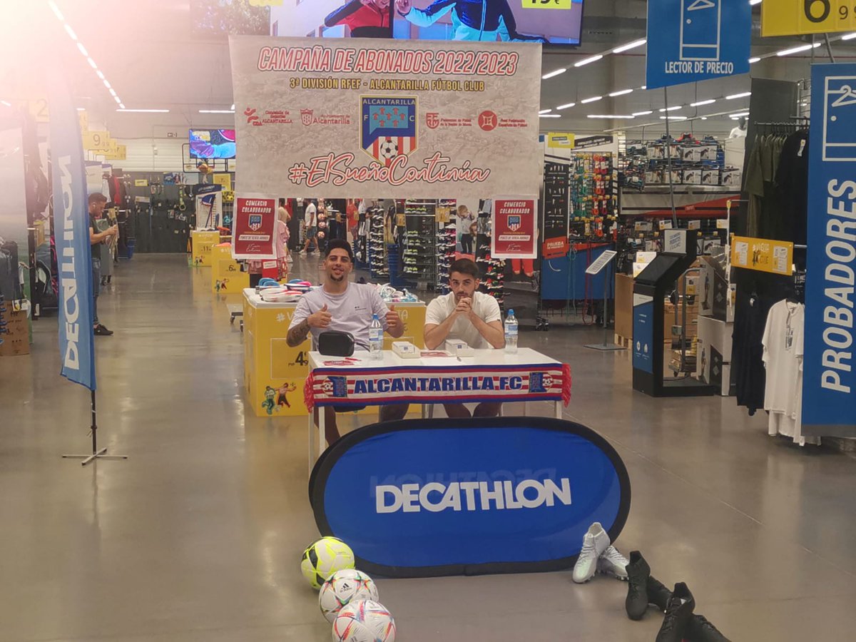 AlcantarillaFC's tweet photo. 💳CAMPAÑA DE ABONADOS💳

🤗⚽ Los días 26-27A y 2-3S de 18h a 22h estaremos en nuestro stand en @DecathlonMOeste para que puedas hacerte con tu abono y disfrutar de la #TerceraRFEF esta histórica temporada 2022/2023

🙌😉¡Os esperamos, rojiblanc@s!

#ElSueñoContinúa ❤️🤍 https://t.co/La5upedvXf