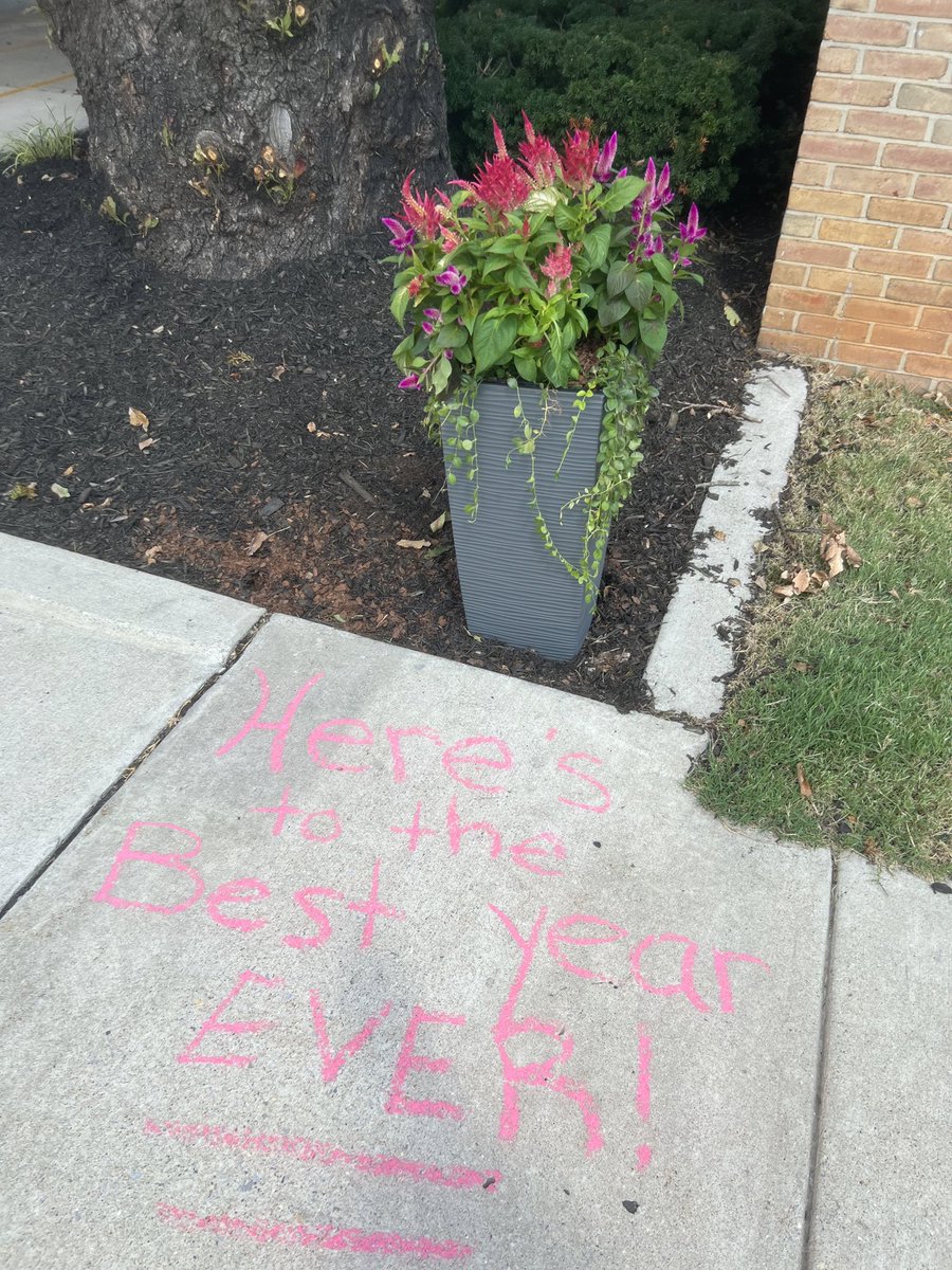 TeachLibTech's tweet photo. We are ready to for our @WinfieldESBCPS students and families  to return for the 2022-2023 school year! Positive messages and words are being added to the front sidewalk to welcome our school community! Can’t wait to see you all! https://t.co/h1DERQtVqR