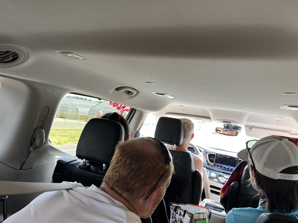 DarrensNetwork's tweet photo. #Van2Life #HoodToCoast https://t.co/qgfA0N3qET