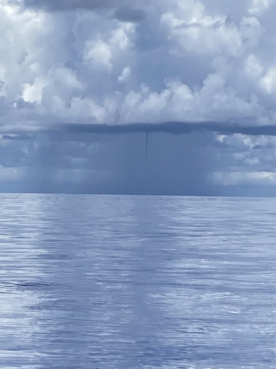 robertlogan504's tweet photo. So far in my life I’ve seen hurricanes, wildfires, tornados, and some crazy storms. But today, I saw my first waterspout! https://t.co/btlBqokkSG