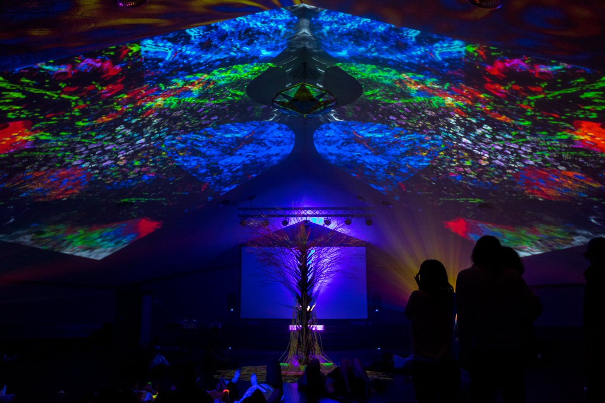 Desert Daze tweet media