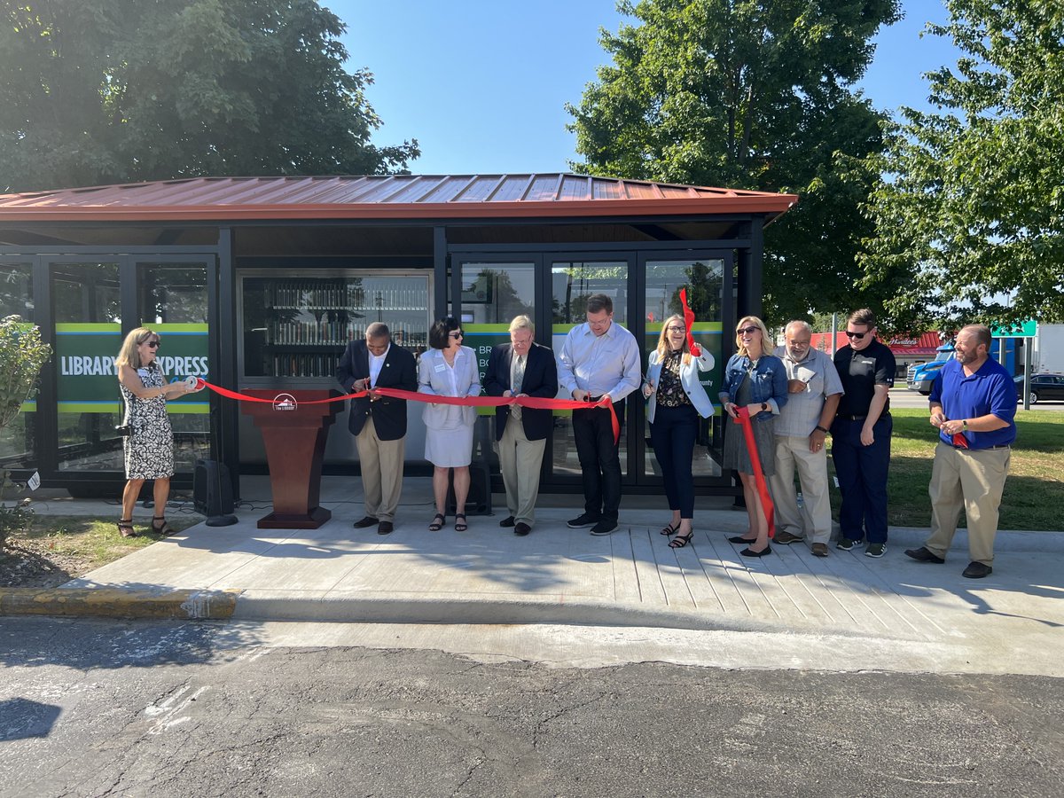 Presiding Commissioner Bob Dixon attended the grand opening of the <a href="/springfieldlib/">The Library</a> Express East on Friday.

The Library Express East is a 24-hour library kiosk located at 3263 E Chestnut Expressway.