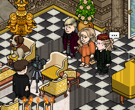 cirpg_'s tweet photo. Bela tarde! A Ex Primeira-Ministra dos Estados Unidos, Sra. Livy Banks esteve no Stupinigi durante sua visita ao maravilhoso outono europeu, fazendo a corte posar consigo em alguns flashes.

Não perca o seu tempo, venha para o @habblivein e jogue com a gente! https://t.co/l8jtW0IKtb