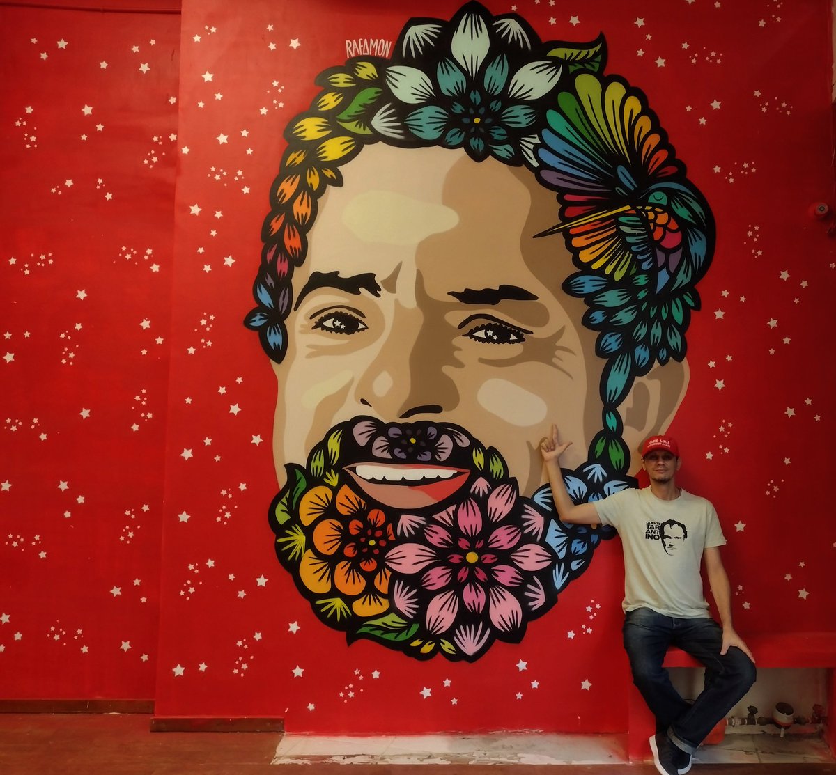 donniedarko73's tweet photo. aproveitando que hoje começa a propaganda eleitoral gratuita gostaria de esclarecer que o meu voto é secreto.
#rafamon #graffitti #grafite #streetart #artederua #urbanart #arteurbana #instawalkrio
#centro #riodejaneiro https://t.co/eg2x9sheTV