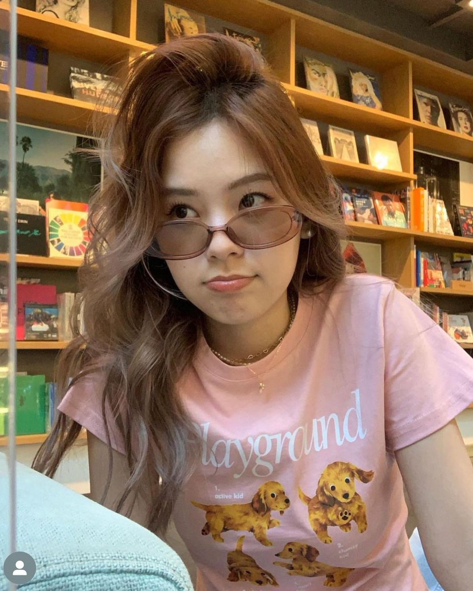 XiumeiYin's tweet photo. Okay goodnight sweet dream sleep well! https://t.co/aWQ6kInbPU