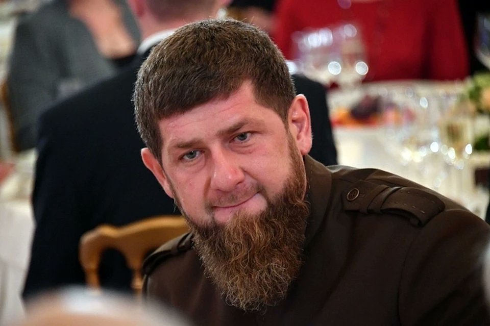 Кадыров заявил, что просит Путина предоставить возможность завершить спецоперацию на Украине и не затягивать ее.
"Прошу, и еще раз очень даже прошу Верховного главнокомандующего дать нам возможность закончить спецоперацию и не затягивать эту операцию"
Да тут все - ЗА !!!