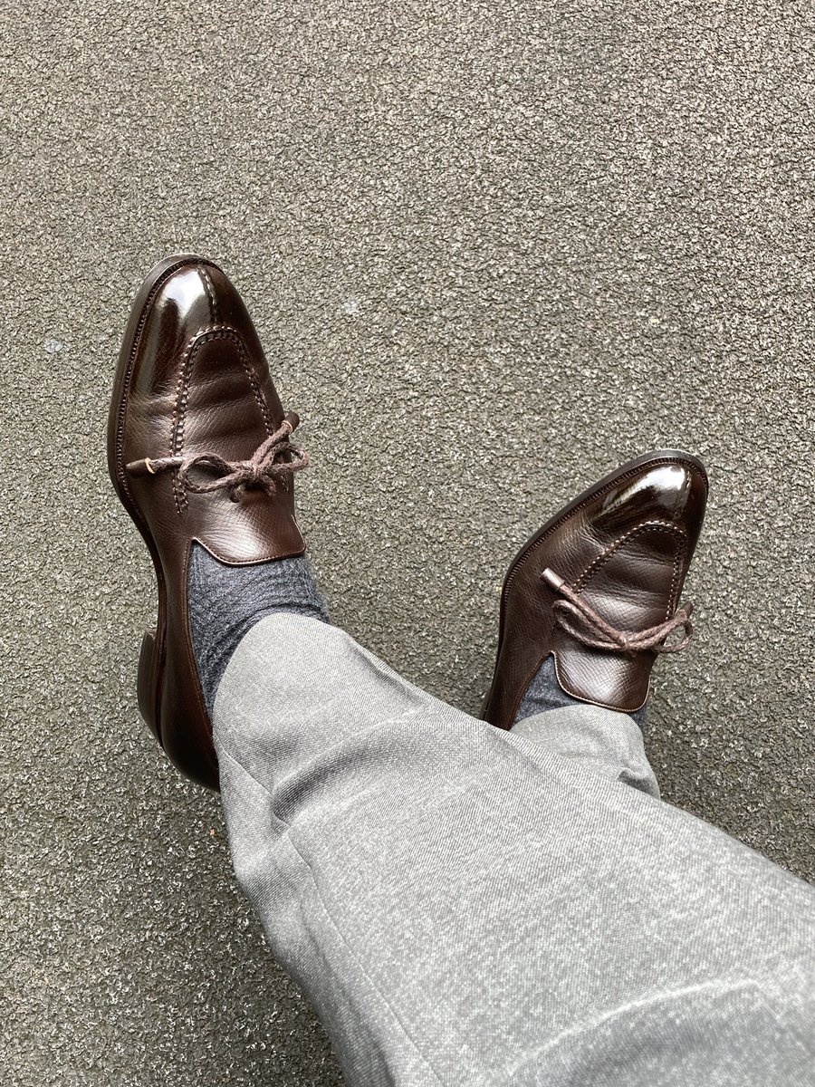 syuholi's tweet photo. 今週(火〜金)履いた靴たち〜
#yeossal
#berluti
#corthay
#raymar https://t.co/OmvFTW6UHk