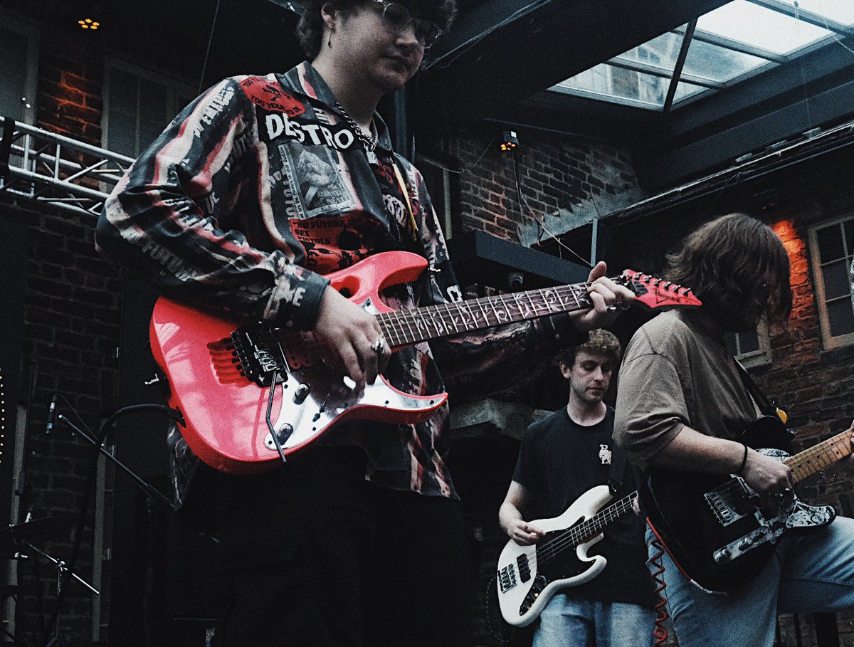 ariane hughes tweet media