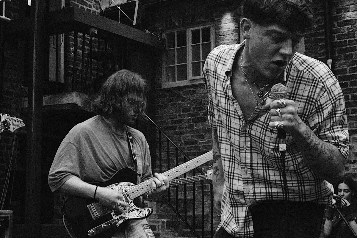 ariane hughes tweet media