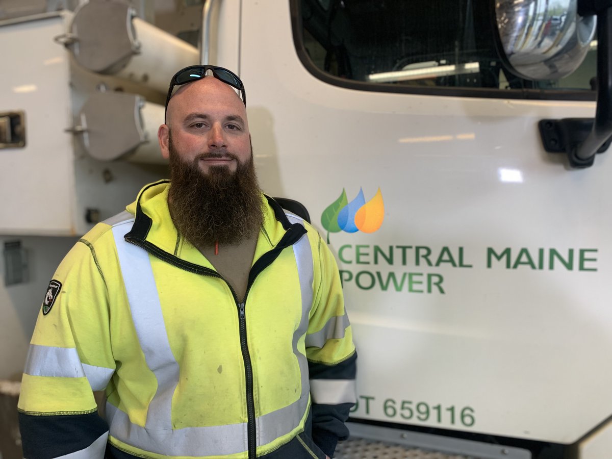 cmpco's tweet photo. #IAMCMP: Meet Eric, one of our first-class lineworkers in our Bridgton division. Each and every day, Eric is on the frontlines, building a smarter, stronger and more resilient grid for Maine. Thank you, Eric, for your dedication to our customers! https://t.co/DQCkwRwgHA