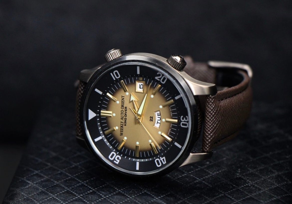 A showpiece reimagined. 

The 1965 Weekly Auto Orient King Diver reissued and better than ever with upgraded features and design. 

⌚️: KING DIVER (REVIVAL) LIMITED EDITION |  RA-AA0D04G0HB

orientwatchusa.com/collections/sp…