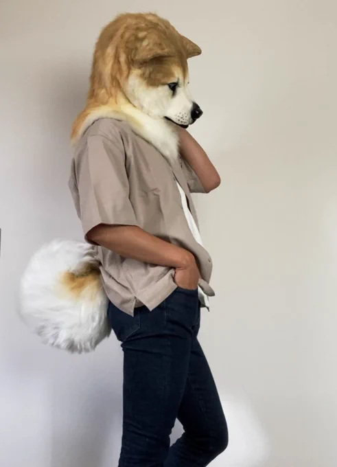 おニューの服でかっこつけるわんこ#FursuitFriday 