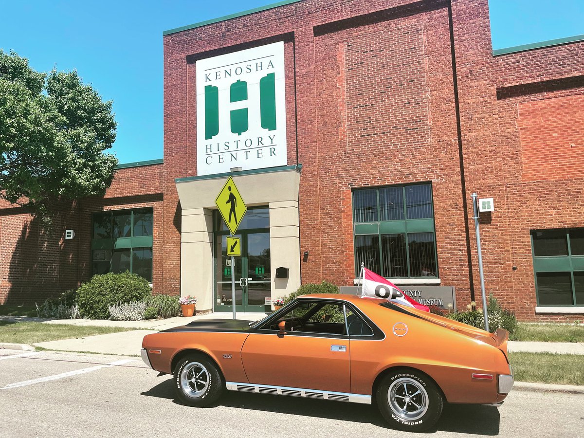 KenoshaHistory's tweet photo. Join us this evening (Friday 8/26) for a Cruise-in Night @ the Kenosha History Center from 4-8pm. The museum and gift shop will stay open until 7pm.

Fry Daddys food truck will be here serving up delicious food.

All classic cars and visitors are welcome! https://t.co/P2q19r59Do
