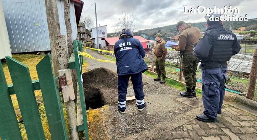 opinionchiloe's tweet photo. Isla #Mechuque, #Quemchi: indagan hallazgo de cráneo cerca de retén. Sería víctima de viruela. SML peritará los restos; sería víctima de epidemia que afectó a la ínsula en 1950 | La Opinión de Chiloé https://t.co/ZdGXZ1pHab https://t.co/AJB0ugYG5h