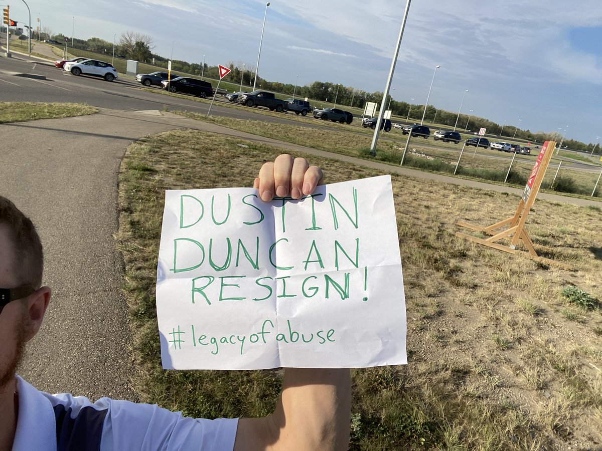 warringtondarcy's tweet photo. Traffic is pretty backed up for the Dustin Duncan concert in #yxe. Hopefully, he took care of his vocal cords this week. Wouldn’t want to miss the show.
#dustinduncanresign
#dustinduncanhides
#legacyofabuse
#skpoli https://t.co/MDeO33B9iO