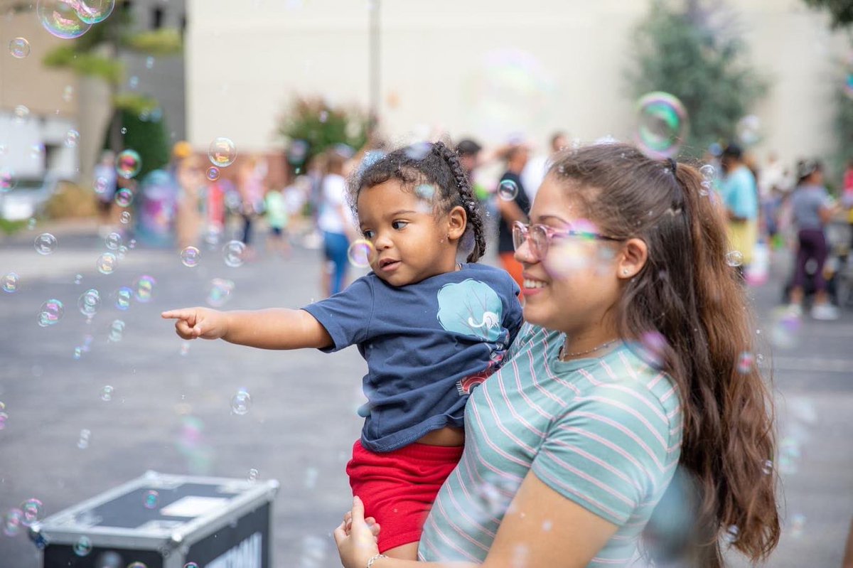 Not sure if this weekend will be able to top last weekend...🤩 Thanks again to all who came to support us at the Downtown Deco Challenge. View more photos in our Flickr gallery (there were too many good ones to choose from!) flickr.com/photos/tauw/al… #LiveUnited #DowntownDeco