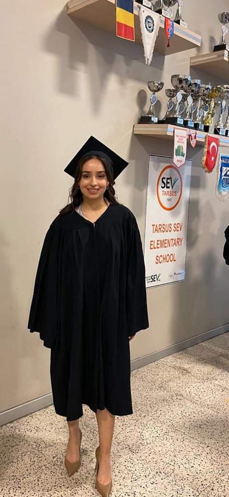 TarsusAmerikan's tweet photo. TAC'22 Defne Gürman Bilgi Üniversitesi Endüstri Mühendisliği bölümünde %50 burslu olarak eğitimine devam edecektir.

Mezunumuzu tebrik eder,  başarılar dileriz. 

#tac22 #bombalaki #tarsusamerikankoleji https://t.co/xQbrcwnD6t