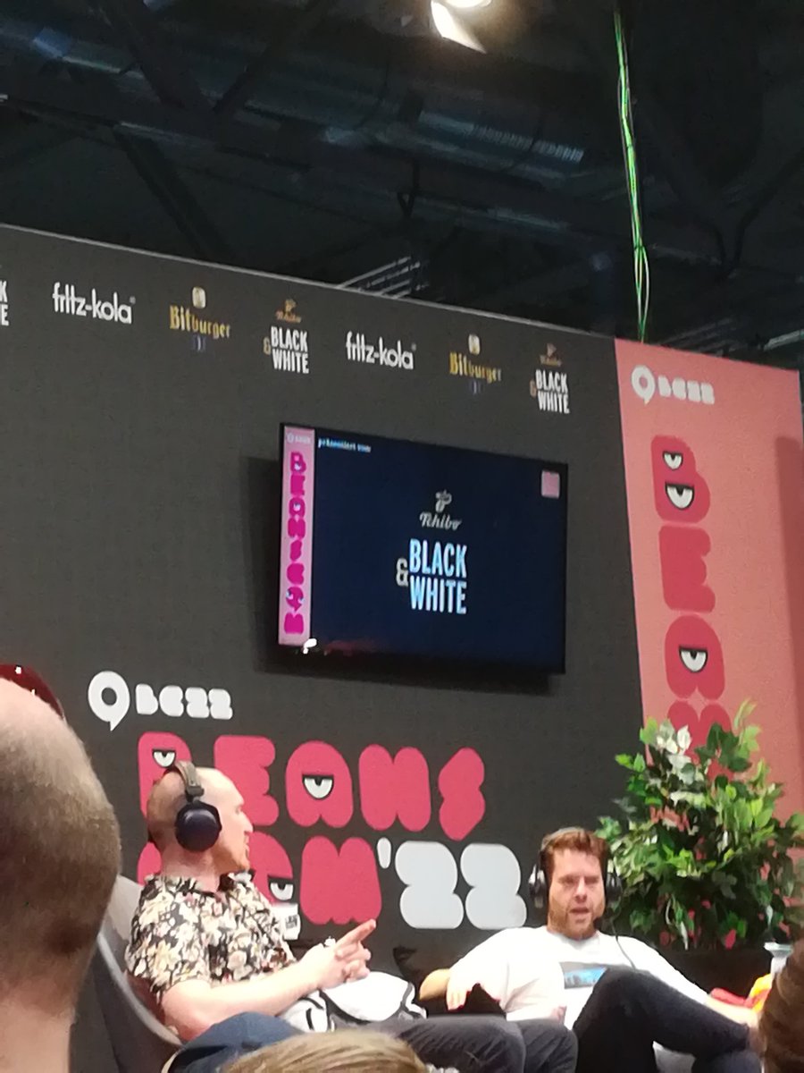 Ich liebe jede Sekunde hier #gamescom Vor allem die <a href="/IndieArenaBooth/">Indie Arena Booth</a> und die glorreichen <a href="/TheRocketBeans/">Rocket Beans TV</a> ❤️