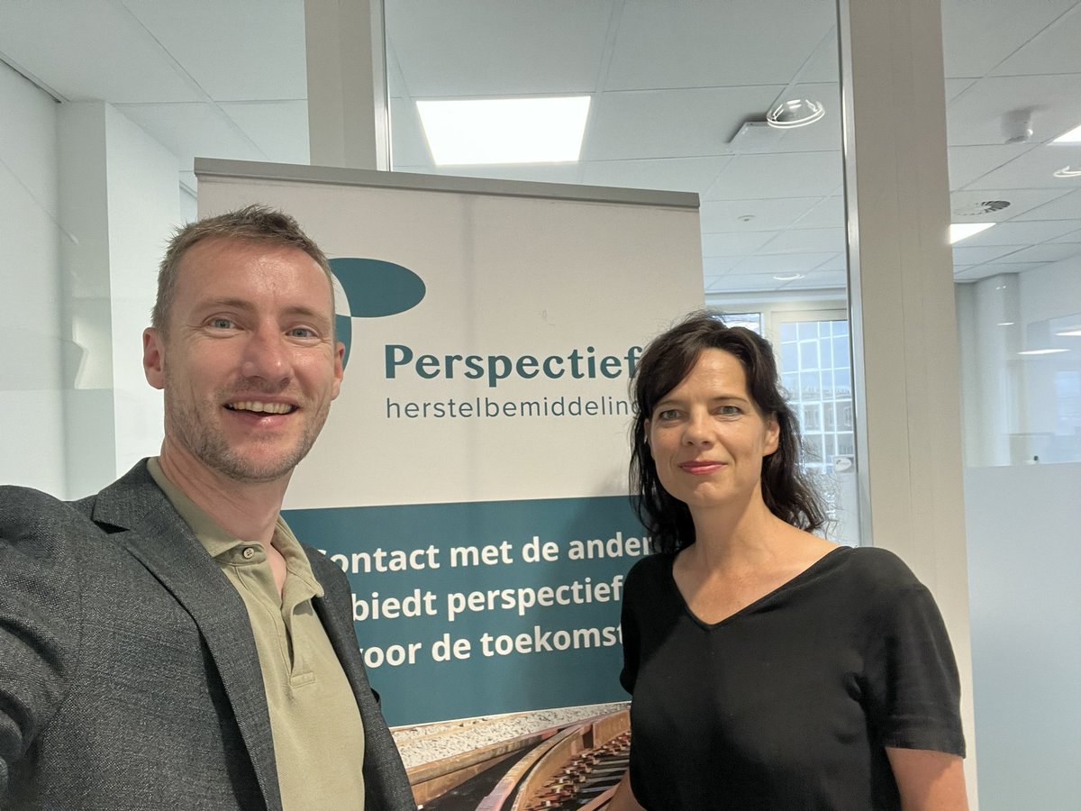Vanmiddag op werkbezoek geweest bij <a href="/Perspectief_org/">Perspectief Herstelbemiddeling</a> in Utrecht. Een belangrijke samenwerkingspartner van <a href="/ReclasseringNL/">Reclassering Nederland</a>. Uitgebreid gesproken met directeur Nathalie de la Cousine.