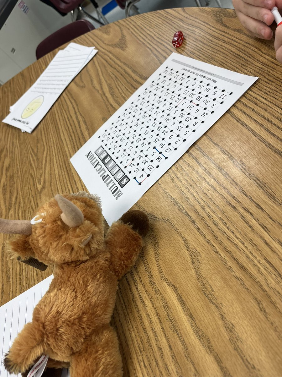 MrsLPTeaches's tweet photo. We’ve got skiiiiiiiills, they’re multiplyin’! #charger and our 5th graders are learning the routines and expectations of math games during math workshop #learningisfun @BullRunES @MathematicsFcps https://t.co/AYwKtjCQju