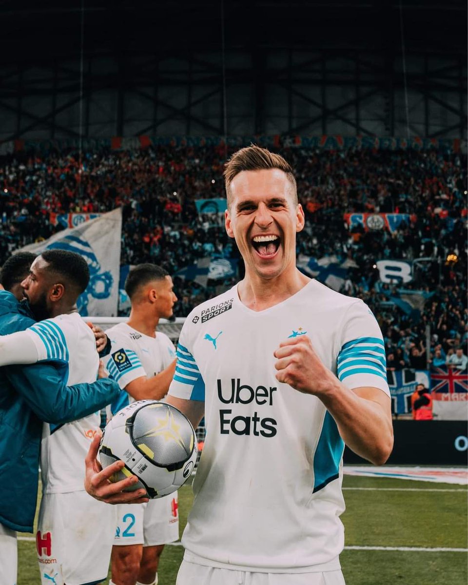 Thank you for the welcome, thank you for the amazing fans, thank you for the beautiful city, thank you for the team and the goals and emotions and results. Merci pour tout. 💙#allezom