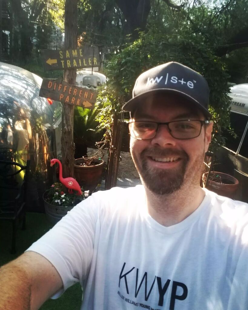 EpicFLhomes's tweet photo. It's been an amazing week full of clarity and also amazing networking with the BEST group of real estate agents in residential AND commercial real estate!  To also refill my cup from those that I'm surrounded by whom fill into me, I am eternally grateful… https://t.co/YB2CF4AYQC https://t.co/B7NzMp8dpl