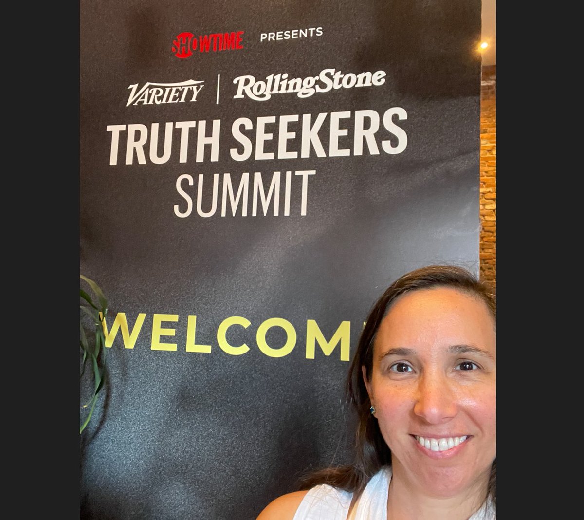 87thStCreative's tweet photo. Amazing day, attended @Showtime TRUTH SEEKER SUMMIT. Enjoyed seeing @60minutes Liz Stahl get an award + great panel with @fullfrontalsamb, @soledadobrien, @chrisreddis &amp; engaging interviews with #documentarian Barbara Koppel, @wkamaubell &amp; more! #femalefilmmakerfriday #nonfiction https://t.co/NJgc3BQZnV