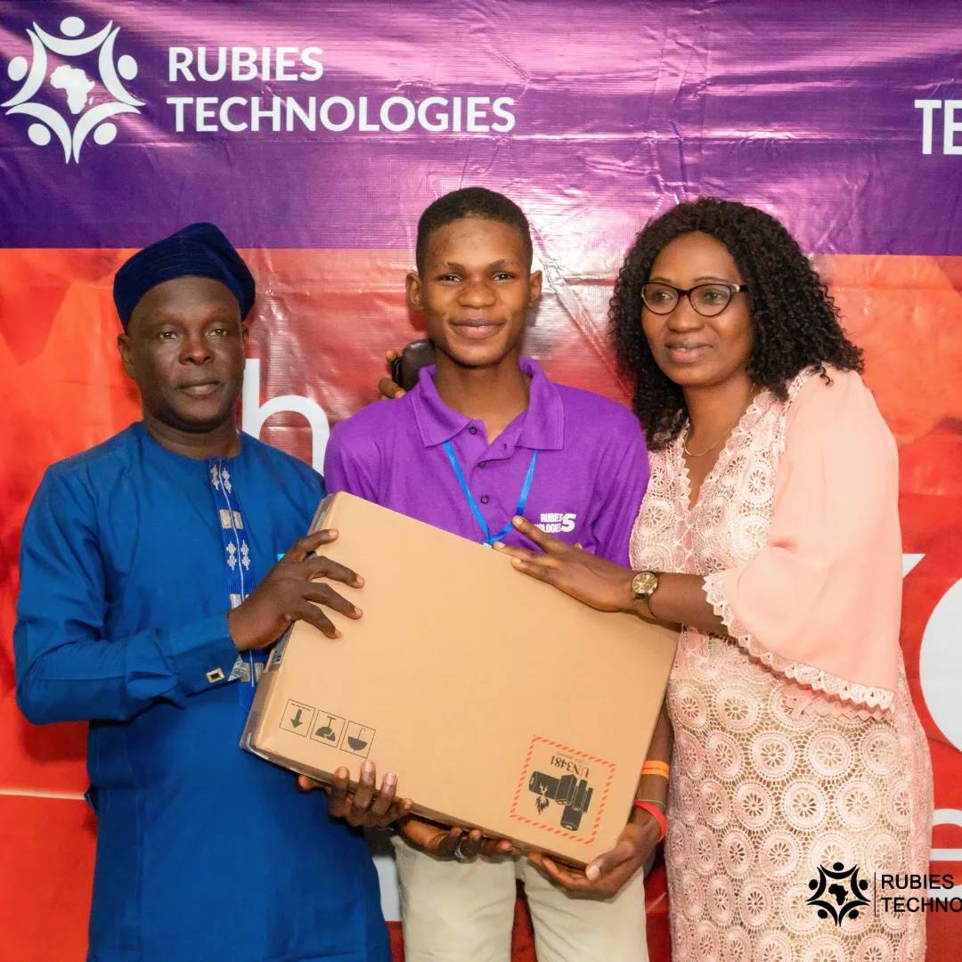 rubiestech's tweet photo. #IjokoProject 3rd Laptop Winner: Bamgboye Favour
Favour was in the Python class at the boot camp and he displayed exceptional ability in the class.

As a bright teen, Favour created a tic-tac-toe (X and O) game using Tkinter which he presented.

#breakingnews #asuu #coding #java https://t.co/xYzPpt8eCO