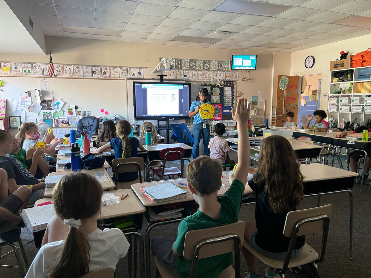 Mrs. Cox tweet media