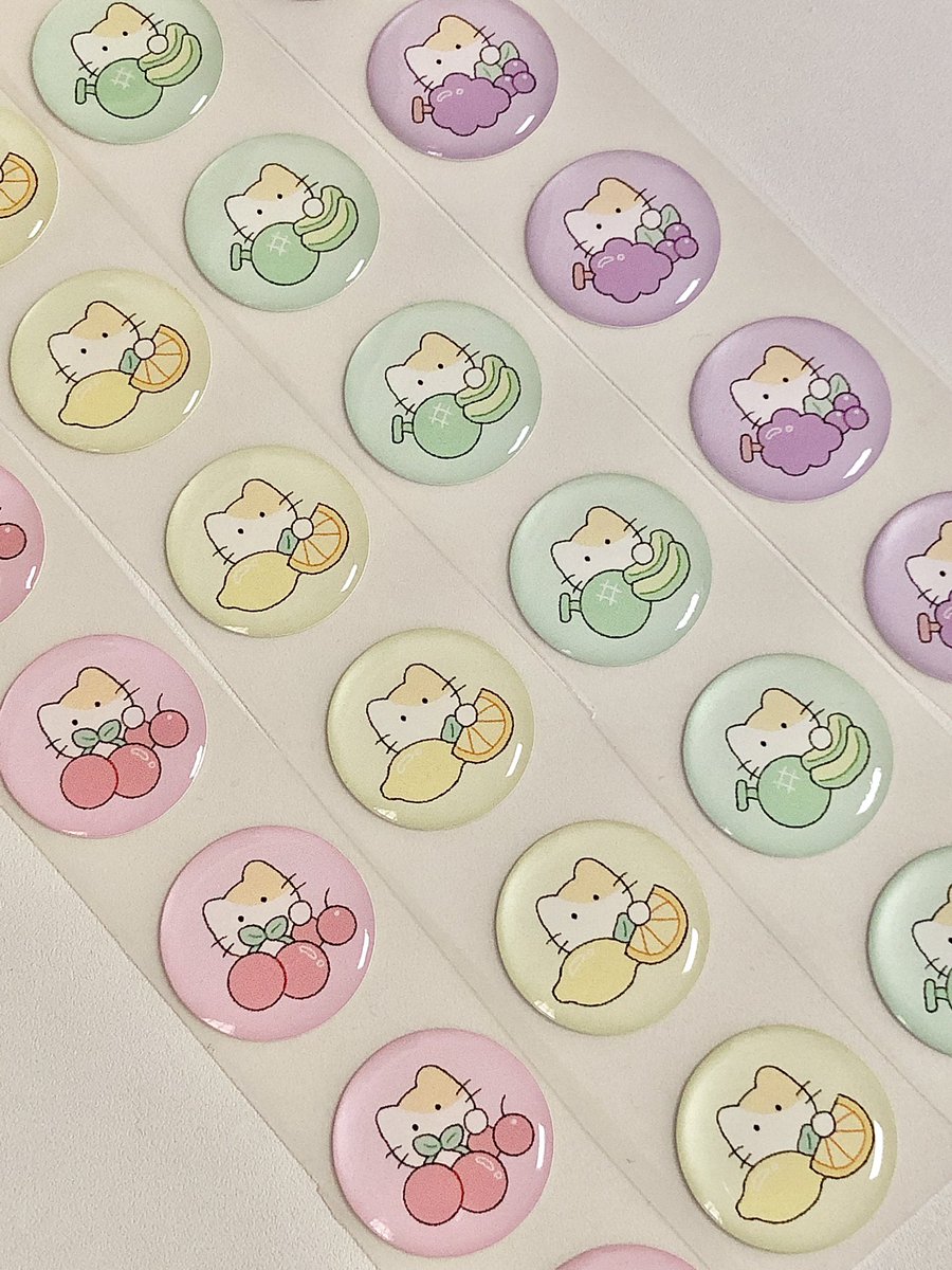 #RT + #FOLLOW 3분께 올인원팩을 보내드려요 ! 💌

🫧🍀☀️ 데코보코 8월 마켓 오픈 !🎐🍋🤍

🗓8/27 18:00 ~ 9/3 23:59
🔗form.twenty.style/v1/dekhobokho/…

이번에도 많은 관심 부탁드립니다아 😚
선착순 200분께 에폭시스티커 넣어드려용