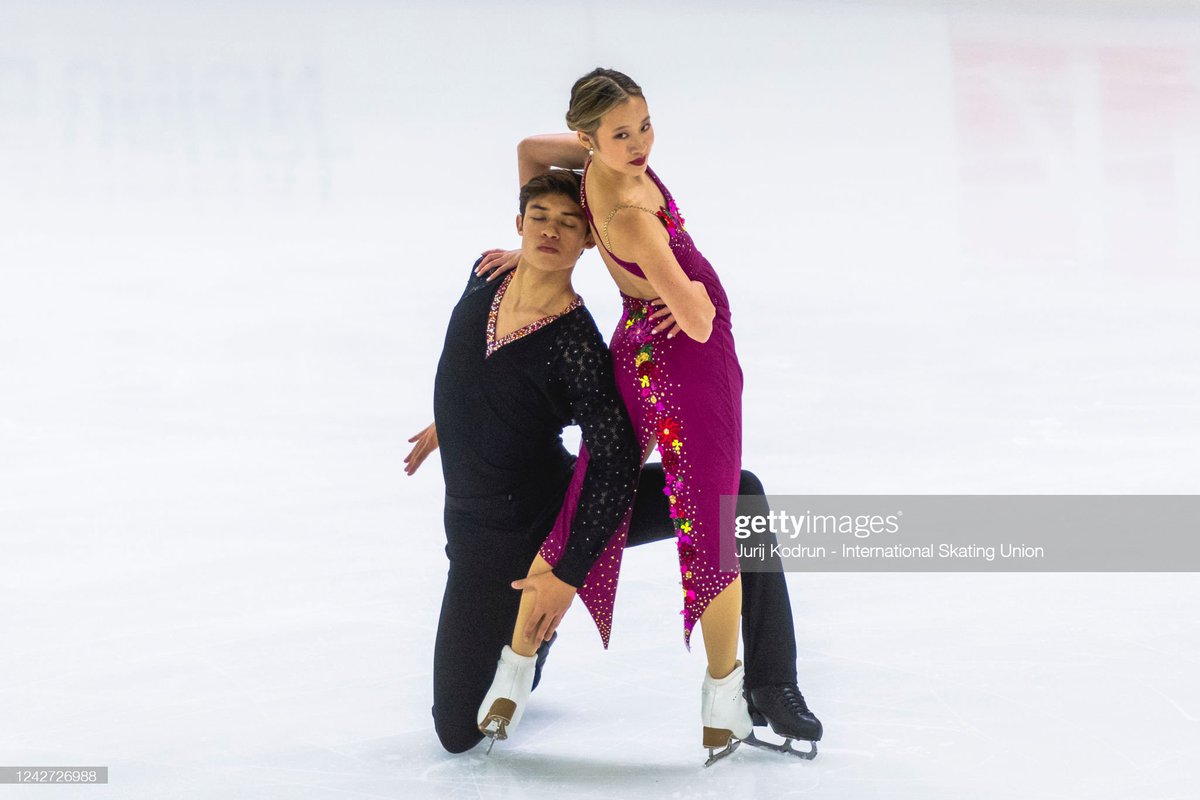 eunju975's tweet photo. #JGPFigure 1th
#FRA 🇫🇷 #Courchevel
JGP Courchevel 2022
08/26
#IceDance RD
#임해나 #HannahLim #YeQuan 🇰🇷
#CelinaFRADJI
#JeanHansFOURNEAUX 🇫🇷
#VanessaPHAM #JonathanROGERS
🇺🇲 https://t.co/glENmDDqOo