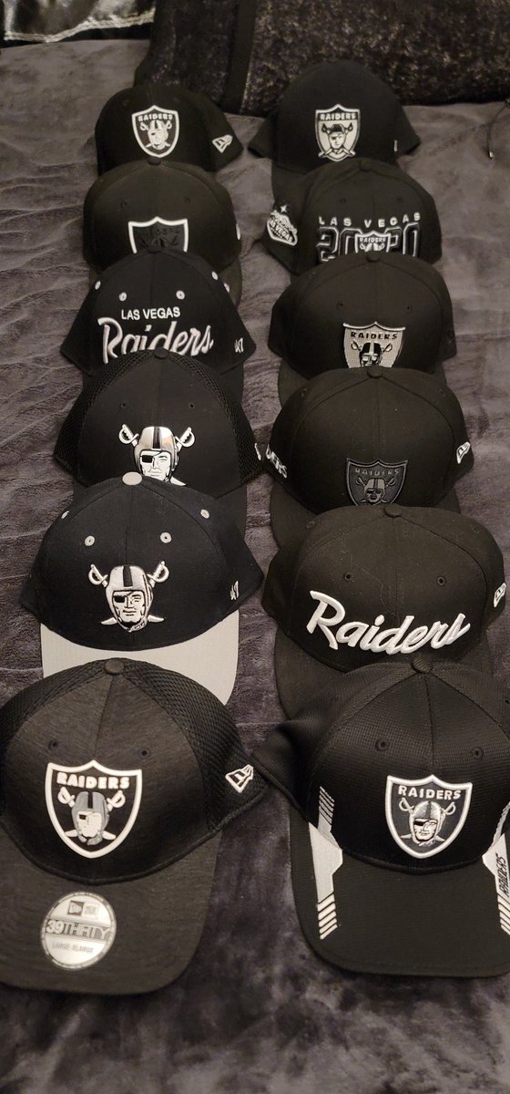 tbtgrin's tweet photo. @AllegiantStadm @Raiders https://t.co/NaSlavYZ76